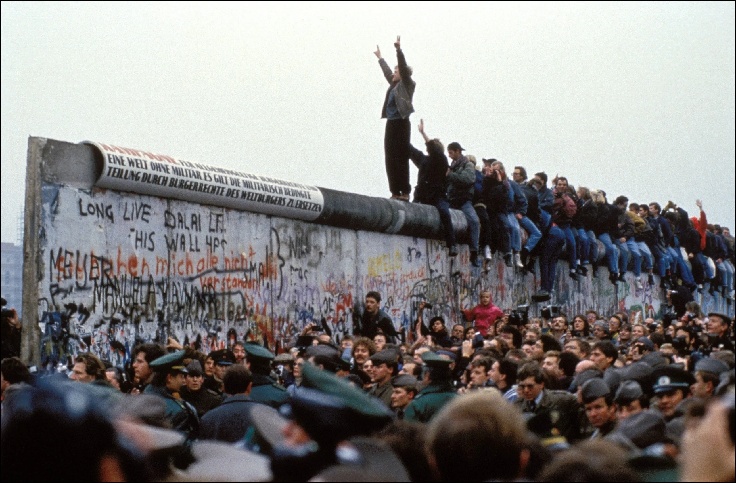 Jatuhnya Tembok Berlin Tahun 1989