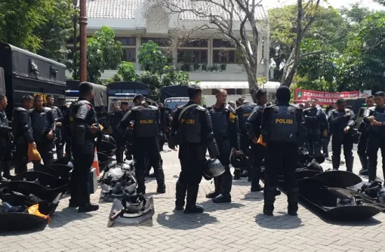 Demo Peringatan Darurat, Kepolisian Solo Siagakan Ratusan Aparat