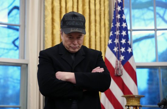 Elon Musk dengan Mata Bengkak Picu Dugaan Obat Terlarang
