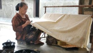 Kampung Batik Laweyan Gelar Workshop Membatik untuk Wisatawan