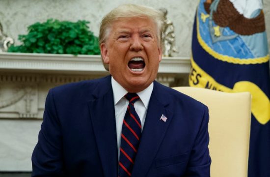 Dendam Lama Trump terhadap Keluarga Pritzker Diduga Jadi Alasan Serang Harvard