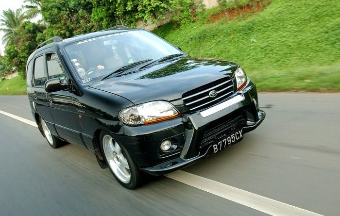 Cari Mobil Keluarga Murah? Ini 6 Mobil Bekas di Bawah Rp 50 Juta, Kabin Luas dan Gak Bikin Pegal di Jalan!