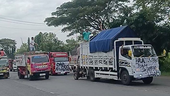 Ribuan Sopir Truk Demo Serempak! Tolak ODOL & Jeritkan Ketidakadilan di Jalanan