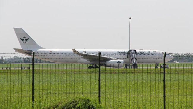 Teror Bom di Udara! Pesawat Saudia Airlines Tujuan Surabaya Dapat Ancaman via VPN Radio, Mendarat Darurat di Kualanamu