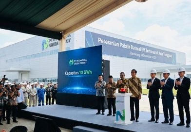 Indonesia Resmikan Pabrik Baterai EV Terbesar di Asia Tenggara, Langkah Strategis Menuju Pemain Global Indonesia Resmikan Pabrik Baterai EV Terbesar di Asia Tenggara, Langkah Strategis Menuju Pemain Global
